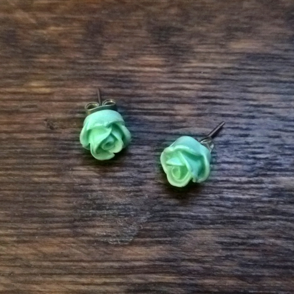 Small Green Roses Post Pierced Earrings